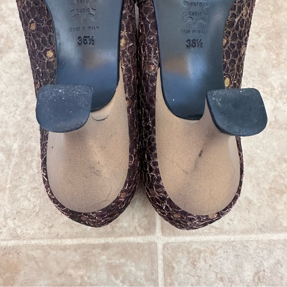 Vicini Gold and Purple Heels with Pointed Toe and Intricate Design - Picture 6 of 8